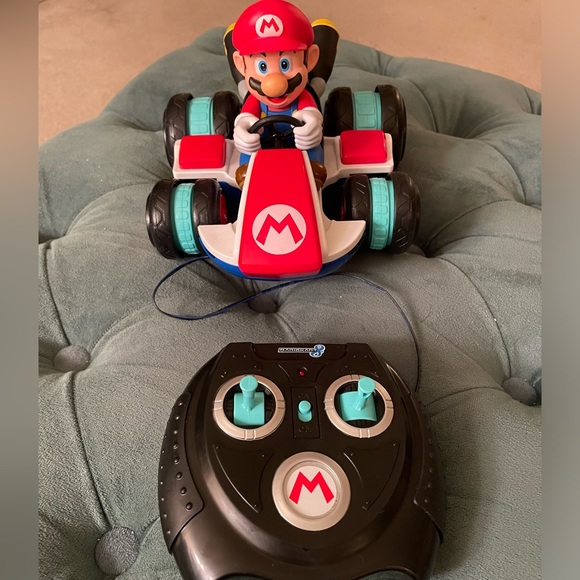 Super Mario Kart 8 Nintendo Anti Gravity RC Racer Remote Control Car - NWOT) - Picture 2 of 5